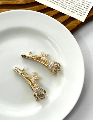 سنجاق انبری گل رز تمام نگین فنگی