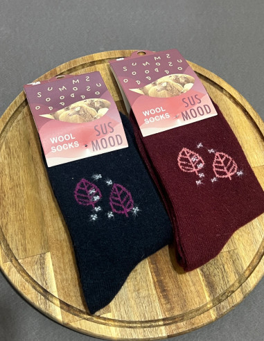 جوراب پشمی نازک طرح برگ