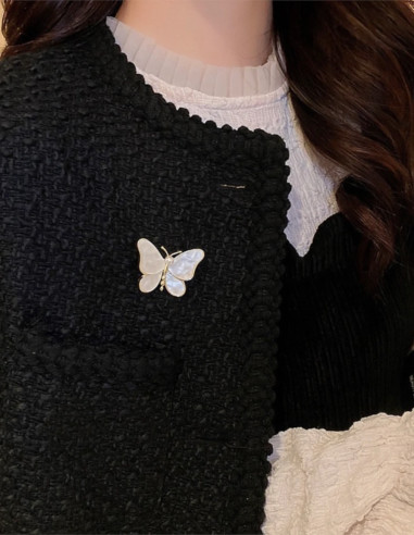 گل سینه پروانه صدفی مرواریدی