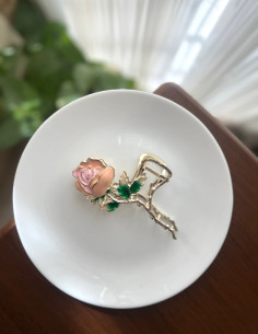 کلیپس گل صورتی مشابه زایا