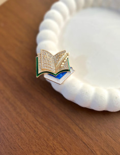 گل سینه کتاب