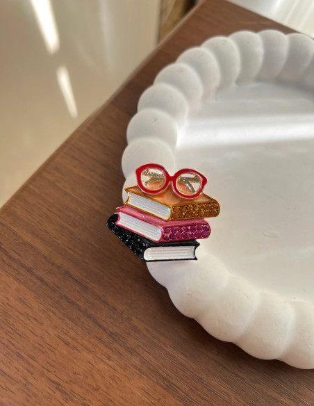 گل سینه کتاب