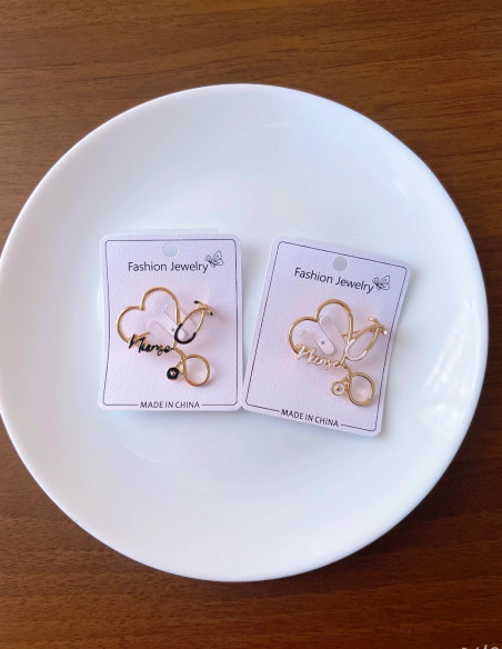 گل سینه گوشی پرستار