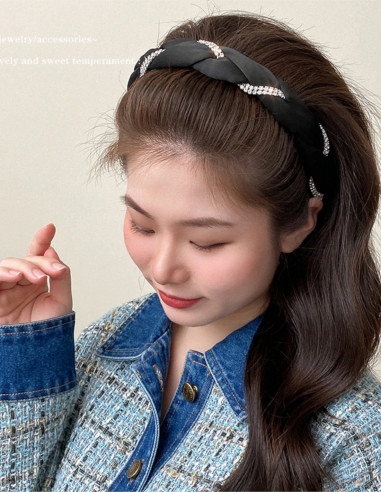 تل ساتن و نگین مارپیچ