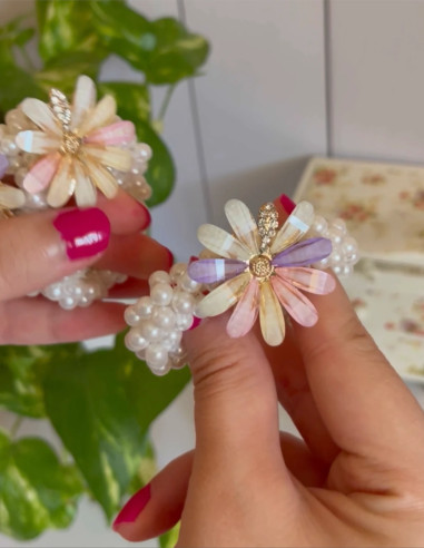 کش مرواریدی با پیکسل بابونه